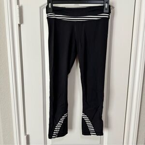 Lululemon Athletica Women’s Black and White Leggings with Striped Accents Size 4